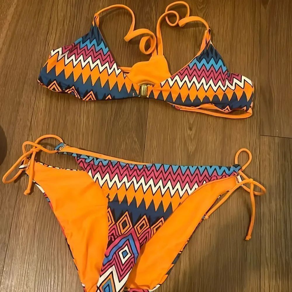 Orange Patterned Bikini - Size Small- Front Clasp Top - Tie Bottoms
